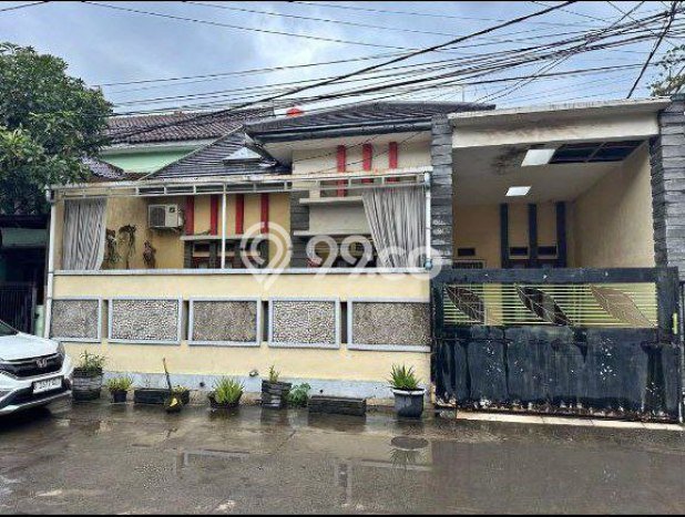 Jual Rumah Eksklusif 3 KT di Buah Batu, Bandung Jual Rumah Eksklusif 3 KT di Buah Batu, Bandung