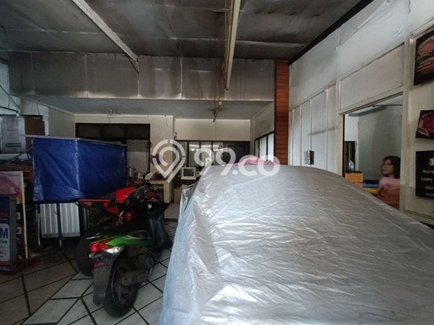 Hunian Elit LB 334m2 Siap Huni Desain Elegan di Tubagus Ismail, Bandung Hunian Elit LB 334m2 Siap Huni Desain Elegan di Tubagus Ismail, Bandung