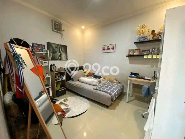 Rumah Luas Asri 4 KT Siap Huni di BKR Bandung Rumah Luas Asri 4 KT Siap Huni di BKR Bandung