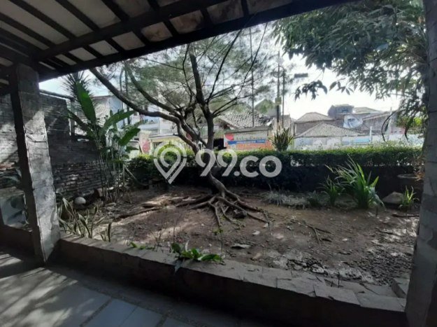 Dijual Rumah 7 Kamar Lokasi Strategis Nyaman dan Strategis di Kiaracondong Dijual Rumah 7 Kamar Lokasi Strategis Nyaman dan Strategis di Kiaracondong