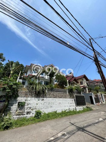 Jual Rumah Mewah Elegan Dengan View Cantik di Tubagus Ismail, Bandung Jual Rumah Mewah Elegan Dengan View Cantik di Tubagus Ismail, Bandung