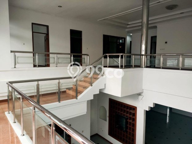 Dijual Rumah Mewah Megah Dengan View Cantik di Bandung Kota, Bandung Dijual Rumah Mewah Megah Dengan View Cantik di Bandung Kota, Bandung