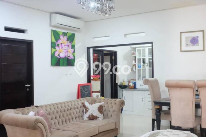 Jual Rumah Strategis Bagus Punya 4 KT di Antapani Bandung SHM Jual Rumah Strategis Bagus Punya 4 KT di Antapani Bandung SHM