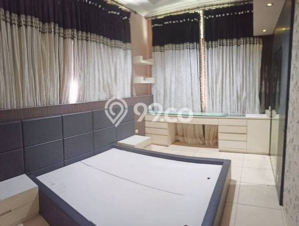 Sewa Rumah Harga Terjangkau di Turangga Bandung Punya 8 Kamar Tidur Sewa Rumah Harga Terjangkau di Turangga Bandung Punya 8 Kamar Tidur