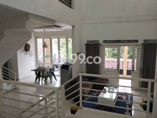 Rumah Modern 4 Kamar LT 259m2 di Cigadung Rumah Modern 4 Kamar LT 259m2 di Cigadung