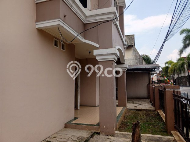 Rumah Mewah LB 450m2 Siap Pakai Desain Elegan di Turangga, Bandung Rumah Mewah LB 450m2 Siap Pakai Desain Elegan di Turangga, Bandung