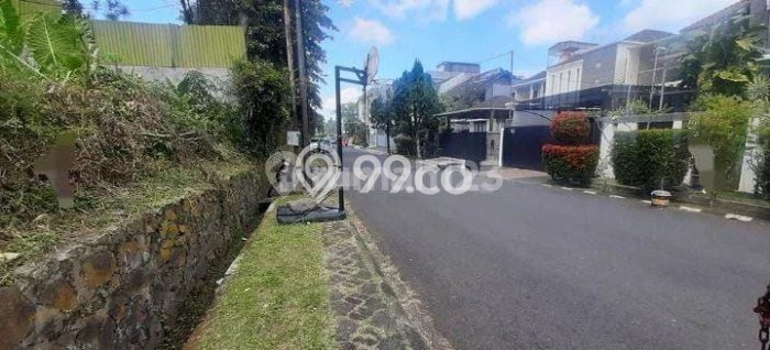 Lahan Kosong Dijual di Coblong, Bandung, Luas 327m2 Area Strategis Lahan Kosong Dijual di Coblong, Bandung, Luas 327m2 Area Strategis