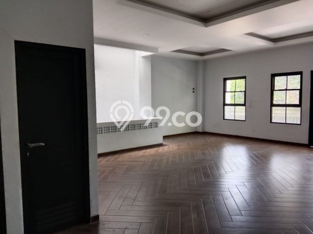 Ruko Dijual di Bandung LT 164m2 & LB 400m2 Lokasi Terbaik! Ruko Dijual di Bandung LT 164m2 & LB 400m2 Lokasi Terbaik!