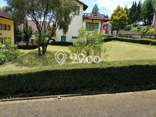 LOKASI TERBAIK! Vila di , Ukuran 477m2m², Lingkungan Asri dan aman LOKASI TERBAIK! Vila di , Ukuran 477m2m², Lingkungan Asri dan aman