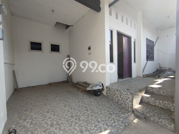 Rumah Luas Asri 3 KT Siap Huni di Tanah Mas Semarang Rumah Luas Asri 3 KT Siap Huni di Tanah Mas Semarang