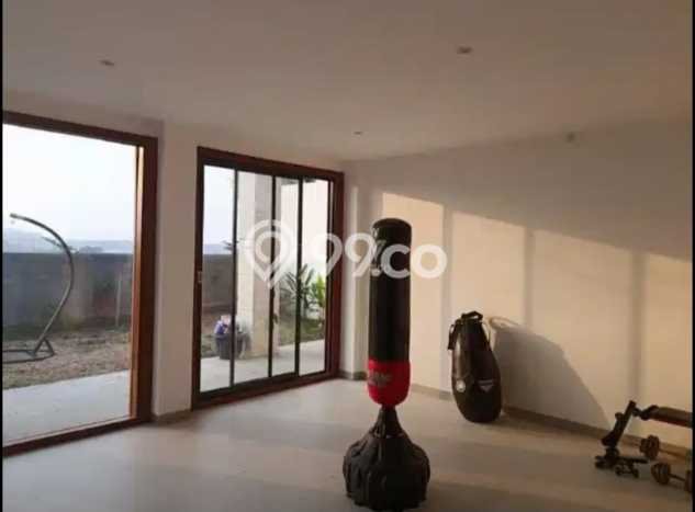 Jual Rumah Mewah Elegan Dengan View Cantik di Sendangmulyo, Semarang Jual Rumah Mewah Elegan Dengan View Cantik di Sendangmulyo, Semarang