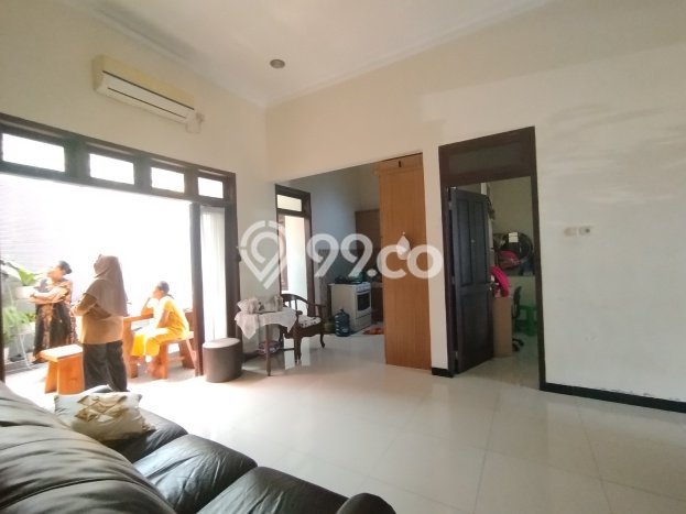 Jual Rumah Minimalis Bagus Punya 3 KT di Banyumanik Semarang SHM Jual Rumah Minimalis Bagus Punya 3 KT di Banyumanik Semarang SHM