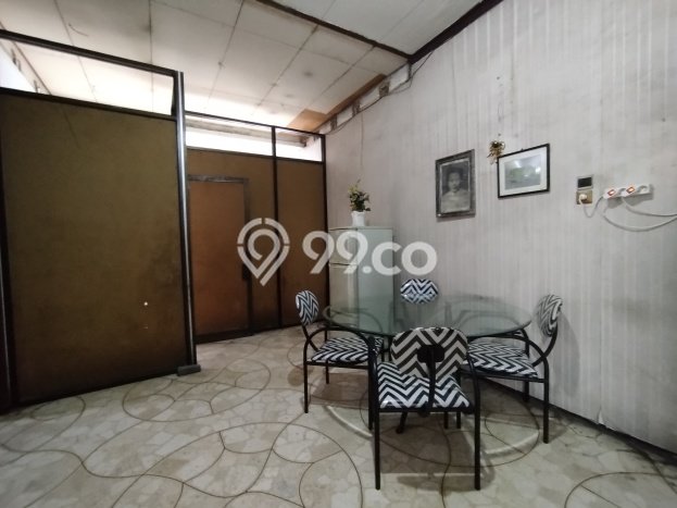Rumah Elit LB 600m2 Siap Pakai Desain Elegan di Dr Cipto Mangunkusomo, Semarang Rumah Elit LB 600m2 Siap Pakai Desain Elegan di Dr Cipto Mangunkusomo, Semarang