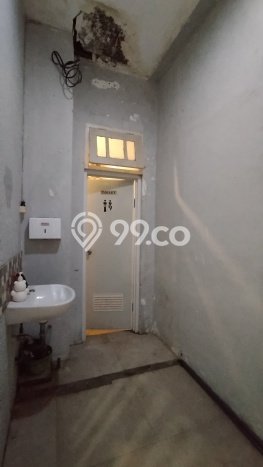 Ruko Dijual di Semarang LT 406m2 & LB 906m2 Lokasi Terbaik! Ruko Dijual di Semarang LT 406m2 & LB 906m2 Lokasi Terbaik!