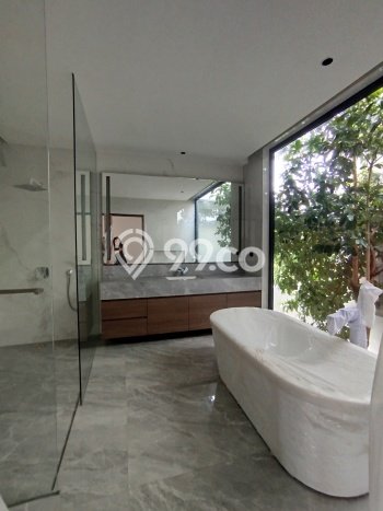Rumah Elit Modern Siap Huni di Tlaga Bodas Semarang Rumah Elit Modern Siap Huni di Tlaga Bodas Semarang