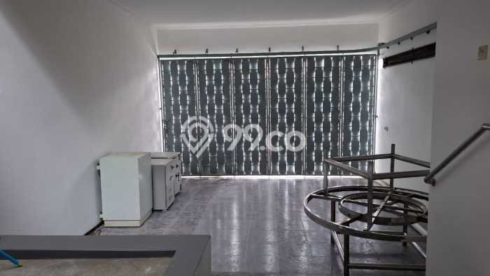 Rumah Mewah Dijual LT 450m2 di Candisari, Semarang Rumah Mewah Dijual LT 450m2 di Candisari, Semarang