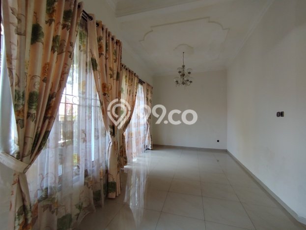Rumah Mewah Siap Huni LT 233m2 di Gajah Mungkur, Semarang Rumah Mewah Siap Huni LT 233m2 di Gajah Mungkur, Semarang