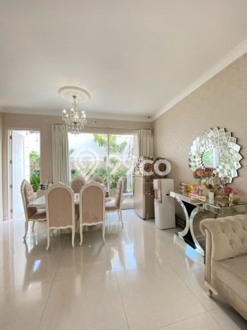 Hunian Elit LB 196m2 Siap Pakai Desain Elegan di Candi Golf, Semarang Hunian Elit LB 196m2 Siap Pakai Desain Elegan di Candi Golf, Semarang