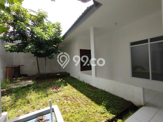 PROMO SPESIAL! Rumah Untuk Investasi di , Luas 202m2m² LB 180m2m² PROMO SPESIAL! Rumah Untuk Investasi di , Luas 202m2m² LB 180m2m²
