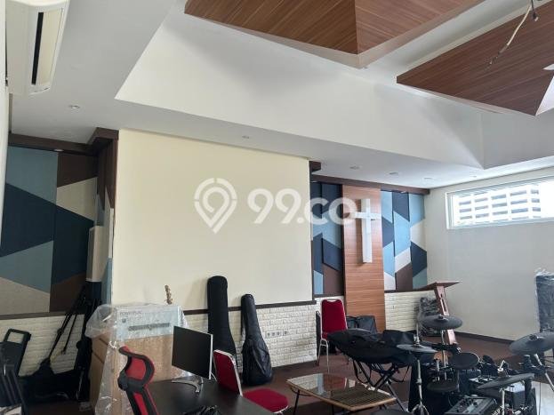 Rumah Mewah Siap Huni LT 240m2 di Kebayoran Lama, Jakarta Selatan Rumah Mewah Siap Huni LT 240m2 di Kebayoran Lama, Jakarta Selatan