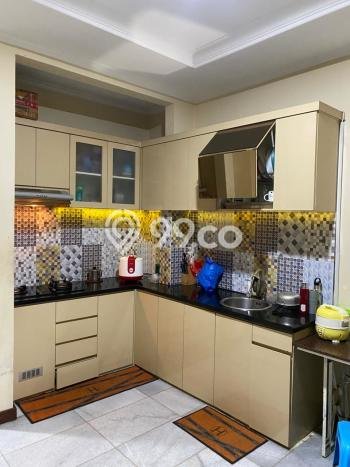 Rumah Luas Asri 6 KT Siap Huni di Joglo Jakarta Barat Rumah Luas Asri 6 KT Siap Huni di Joglo Jakarta Barat