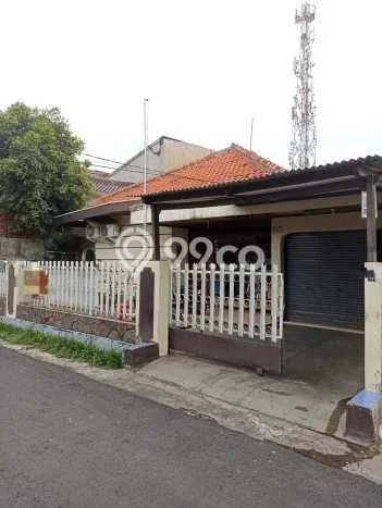 Siap Huni Hunian Elit 4 Kamar di Kebon Jeruk Dekat ke Mana Pun Siap Huni Hunian Elit 4 Kamar di Kebon Jeruk Dekat ke Mana Pun