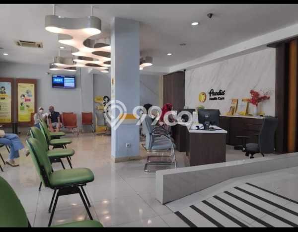 Ruko Dijual di Tangerang Selatan LT 94m2 & LB 208m2 Lokasi Terbaik! Ruko Dijual di Tangerang Selatan LT 94m2 & LB 208m2 Lokasi Terbaik!