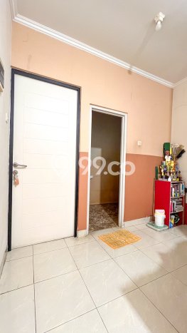 Rumah Strategis Minimalis Lb 102m2 di Ciputat, Tangerang Selatan Rumah Strategis Minimalis Lb 102m2 di Ciputat, Tangerang Selatan