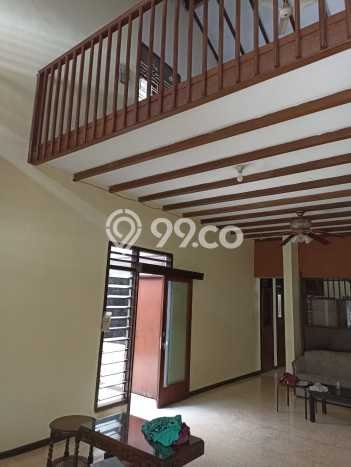 For Sale! Premium House LT 237m2 Desain Elegan di Blok M For Sale! Premium House LT 237m2 Desain Elegan di Blok M