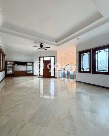 Best Deal Hunian Mewah Ideal dan Luas di Kebayoran Lama, Jakarta Selatan Best Deal Hunian Mewah Ideal dan Luas di Kebayoran Lama, Jakarta Selatan