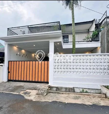 Jual Rumah Favorit Siap Huni LB 220m2 di Pamulang, Tangerang Selatan Jual Rumah Favorit Siap Huni LB 220m2 di Pamulang, Tangerang Selatan