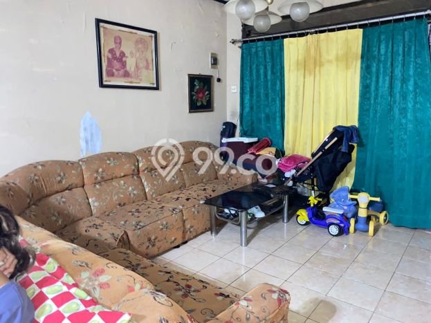 Siap Huni Hunian Elit 4 Kamar di Kebon Jeruk Dekat ke Mana Pun Siap Huni Hunian Elit 4 Kamar di Kebon Jeruk Dekat ke Mana Pun