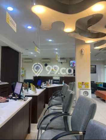 Ruko Dijual di Tangerang Selatan LT 94m2 & LB 208m2 Lokasi Terbaik! Ruko Dijual di Tangerang Selatan LT 94m2 & LB 208m2 Lokasi Terbaik!