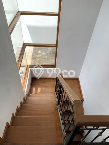 Rumah Luxury Modern Tanpa Renovasi di Veteran Jakarta Selatan Rumah Luxury Modern Tanpa Renovasi di Veteran Jakarta Selatan