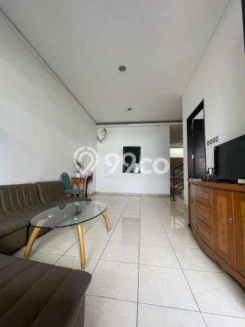 Rumah Luxury Modern Siap Huni di Taman Ratu Jakarta Barat Rumah Luxury Modern Siap Huni di Taman Ratu Jakarta Barat