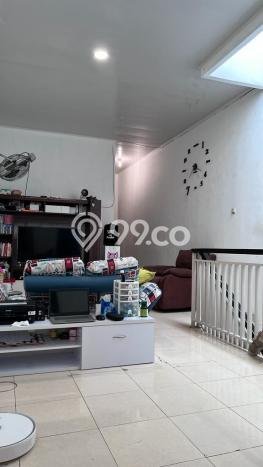 Rumah Luxury Modern Tanpa Renovasi di Bendungan Hilir Jakarta Pusat Rumah Luxury Modern Tanpa Renovasi di Bendungan Hilir Jakarta Pusat