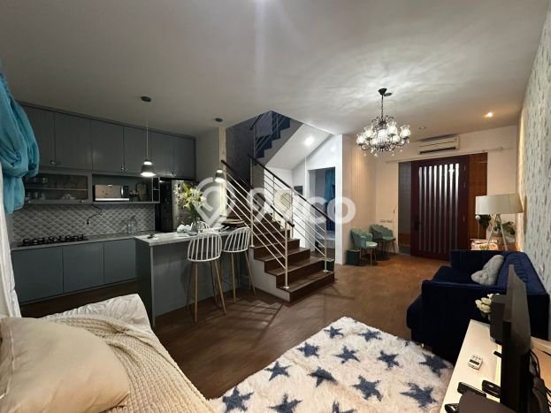 Jual Rumah Mewah Megah Dengan View Cantik di Petukangan, Jakarta Selatan Jual Rumah Mewah Megah Dengan View Cantik di Petukangan, Jakarta Selatan