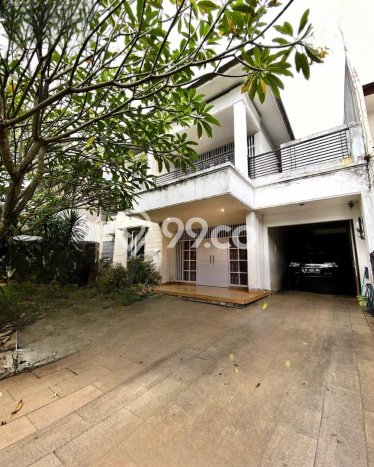 Jual Rumah Luas Megah Dengan View Eksklusif di Pondok Indah, Jakarta Selatan Jual Rumah Luas Megah Dengan View Eksklusif di Pondok Indah, Jakarta Selatan