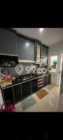 Rumah LT 125m² / LB 90m² View Gunung di Ciputat, Tangerang Selatan Rumah LT 125m² / LB 90m² View Gunung di Ciputat, Tangerang Selatan
