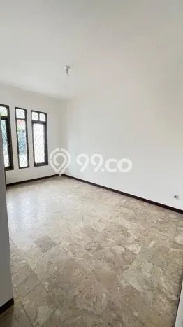 Dijual Rumah 4 Kamar Lokasi Strategis Nyaman dan Strategis di Kebon Jeruk Dijual Rumah 4 Kamar Lokasi Strategis Nyaman dan Strategis di Kebon Jeruk