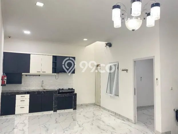 Kesempatan Langka Memiliki Rumah LT 74m² / LB 120m² di Pusat Kota Meruya, Jakarta Barat Kesempatan Langka Memiliki Rumah LT 74m² / LB 120m² di Pusat Kota Meruya, Jakarta Barat