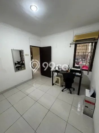 Dijual Hunian Rumah Terawat 2 KT di Taman Meruya, Jakarta Barat Dijual Hunian Rumah Terawat 2 KT di Taman Meruya, Jakarta Barat