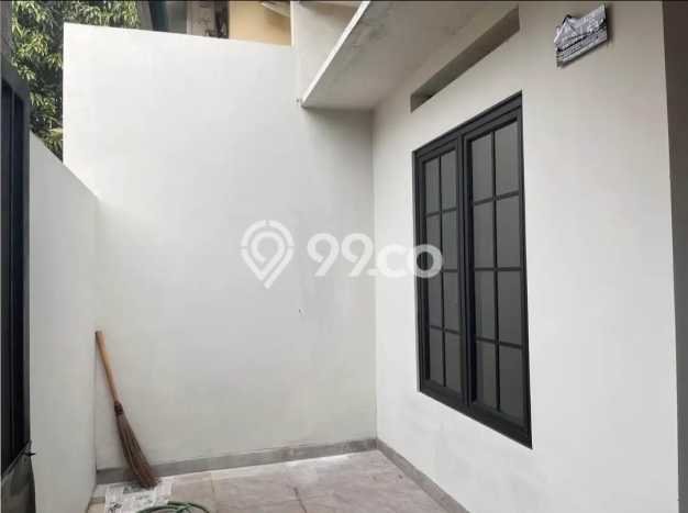Rumah PREMIUM area Petukangan, Jakarta Selatan, LT 98m2m² Bangunan 95m2m² HARGA TERBAIK! Rumah PREMIUM area Petukangan, Jakarta Selatan, LT 98m2m² Bangunan 95m2m² HARGA TERBAIK!