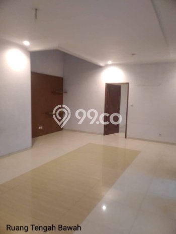 Ready to Use! Luxury House LT 242m2 Desain Elegan di Lebak Bulus Ready to Use! Luxury House LT 242m2 Desain Elegan di Lebak Bulus