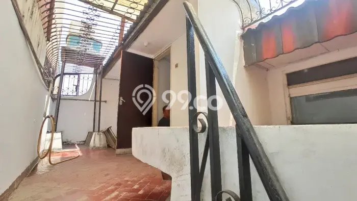 Rumah Strategis Modern Lb 100m2 di Cengkareng, Jakarta Barat Rumah Strategis Modern Lb 100m2 di Cengkareng, Jakarta Barat