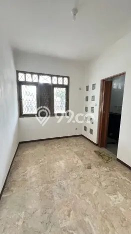 Dijual Rumah 4 Kamar Lokasi Strategis Nyaman dan Strategis di Kebon Jeruk Dijual Rumah 4 Kamar Lokasi Strategis Nyaman dan Strategis di Kebon Jeruk
