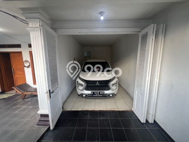 Rumah Strategis Modern Lb 160m2 di Larangan, Tangerang Rumah Strategis Modern Lb 160m2 di Larangan, Tangerang
