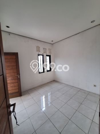 For Sale! Luxury House LT 100m2 Desain Elegan di Tanah Kusir For Sale! Luxury House LT 100m2 Desain Elegan di Tanah Kusir