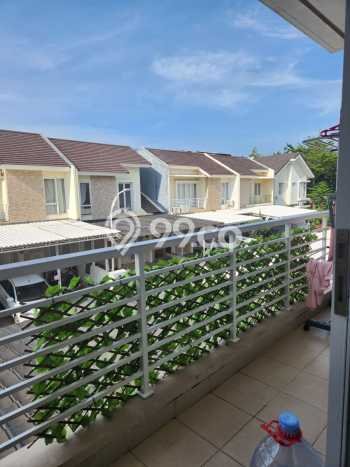 For Sale Rumah 5 Kamar Lokasi Ideal Nyaman dan Strategis di Ciputat For Sale Rumah 5 Kamar Lokasi Ideal Nyaman dan Strategis di Ciputat