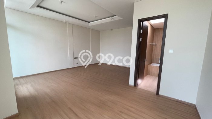 Rumah Elit Modern Tanpa Renovasi di Pondok Pinang Jakarta Selatan Rumah Elit Modern Tanpa Renovasi di Pondok Pinang Jakarta Selatan